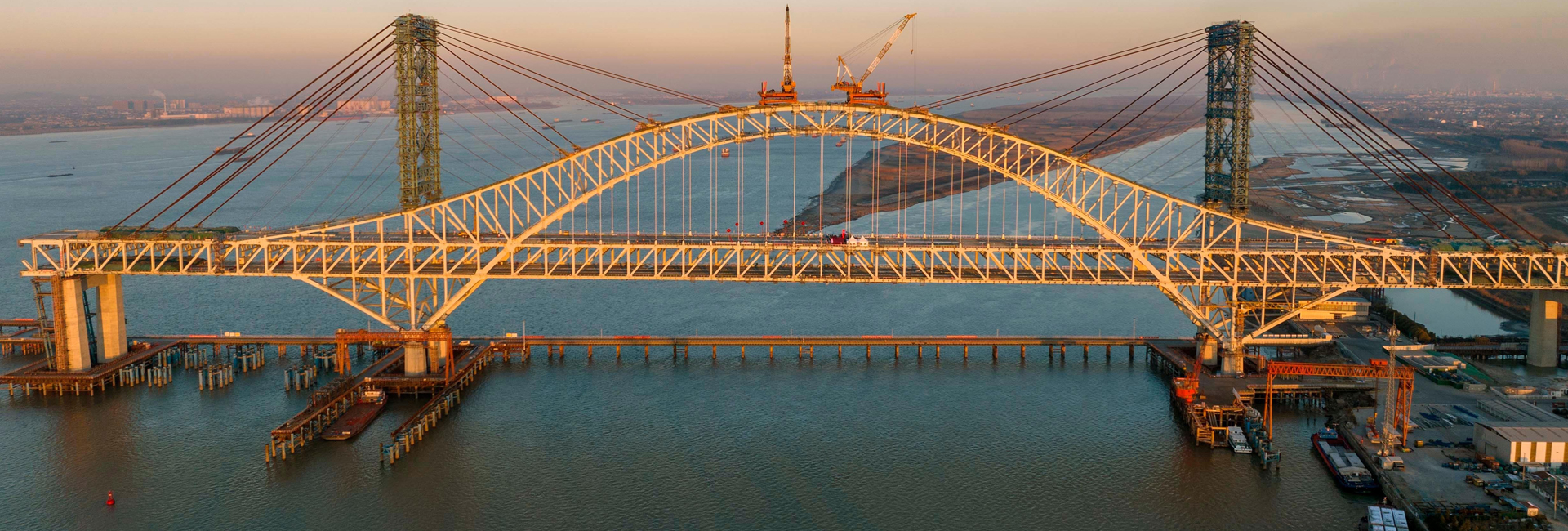 Steel structure factory building, steel structure manufacturer, steel structure,color steel plate